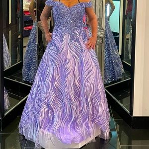 A long purple sprinkling ballroom prom dress size 8 HAS NOT BEEN TAYLORED